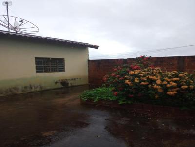 Casa para Venda, em Ourinhos, bairro Vila Recreio, 2 dormit�rios, 1 banheiro, 1 vaga